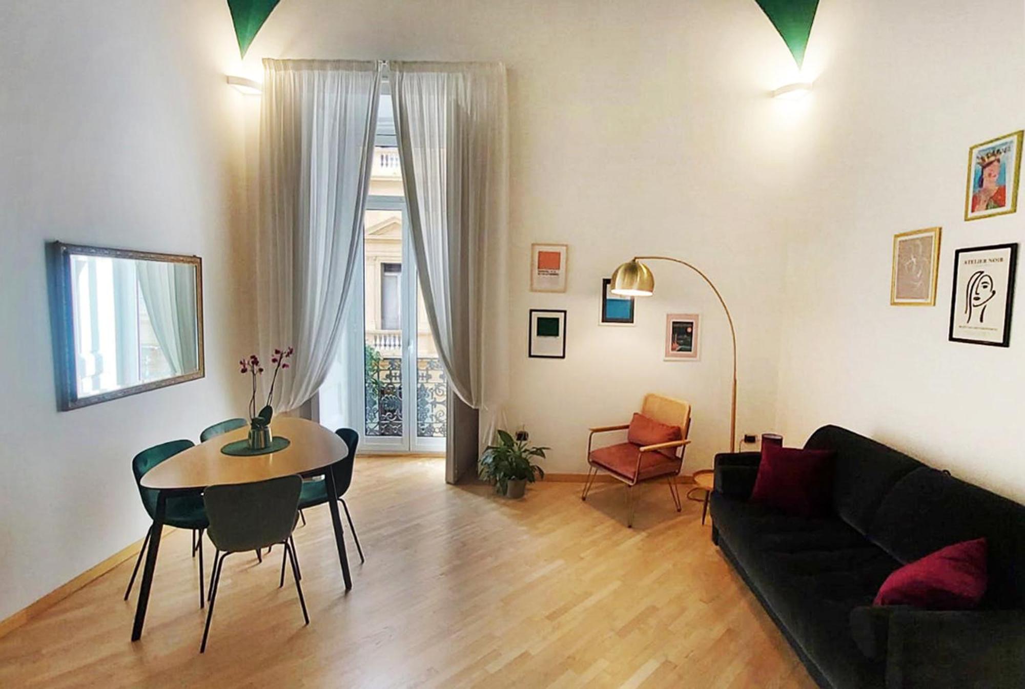 Appartement Maison In Centro Napels